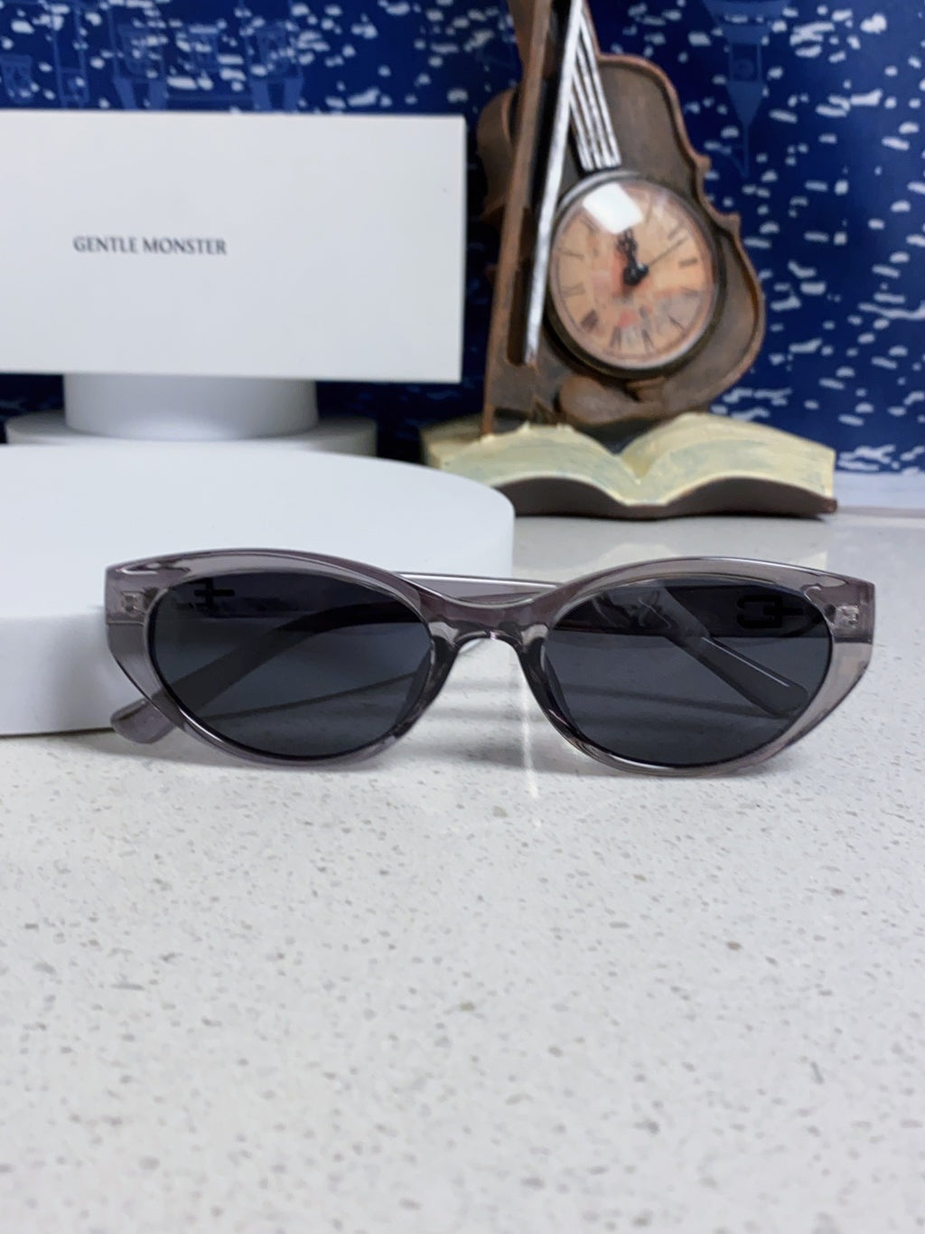 Gentle Monster TR1080 Polarized Cat-Eye Silver Lens Sunglasses for Men & Women - detail image 9