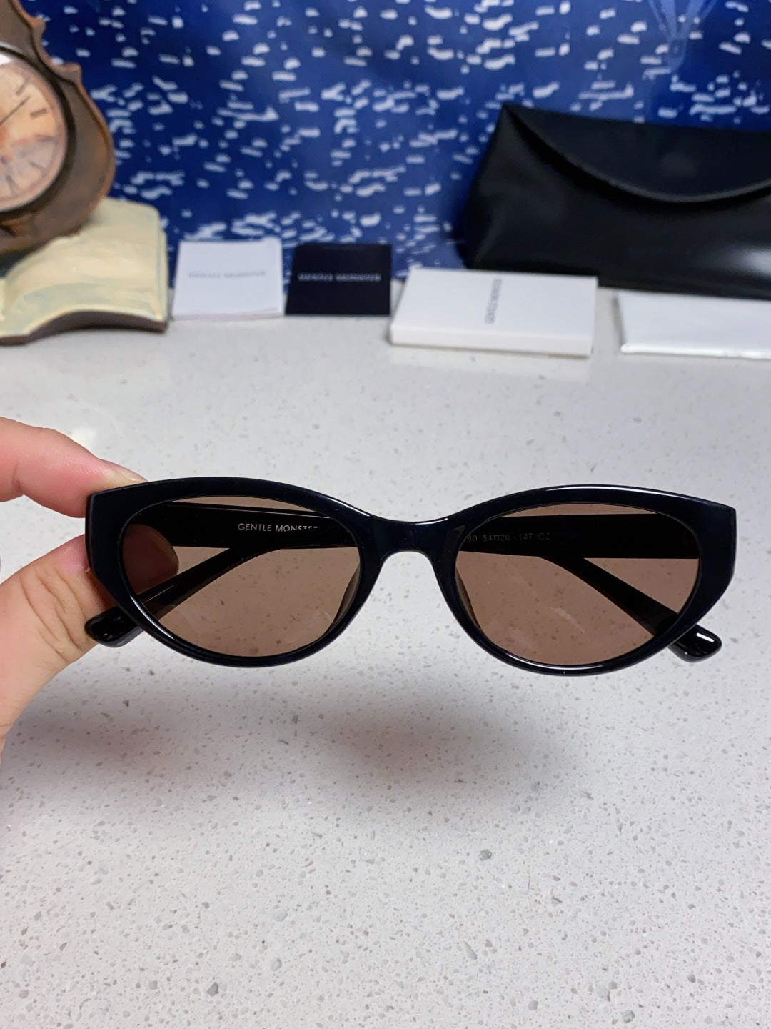 Gentle Monster TR1080 Polarized Cat-Eye Red Lens Sunglasses for Men & Women - detail image 4