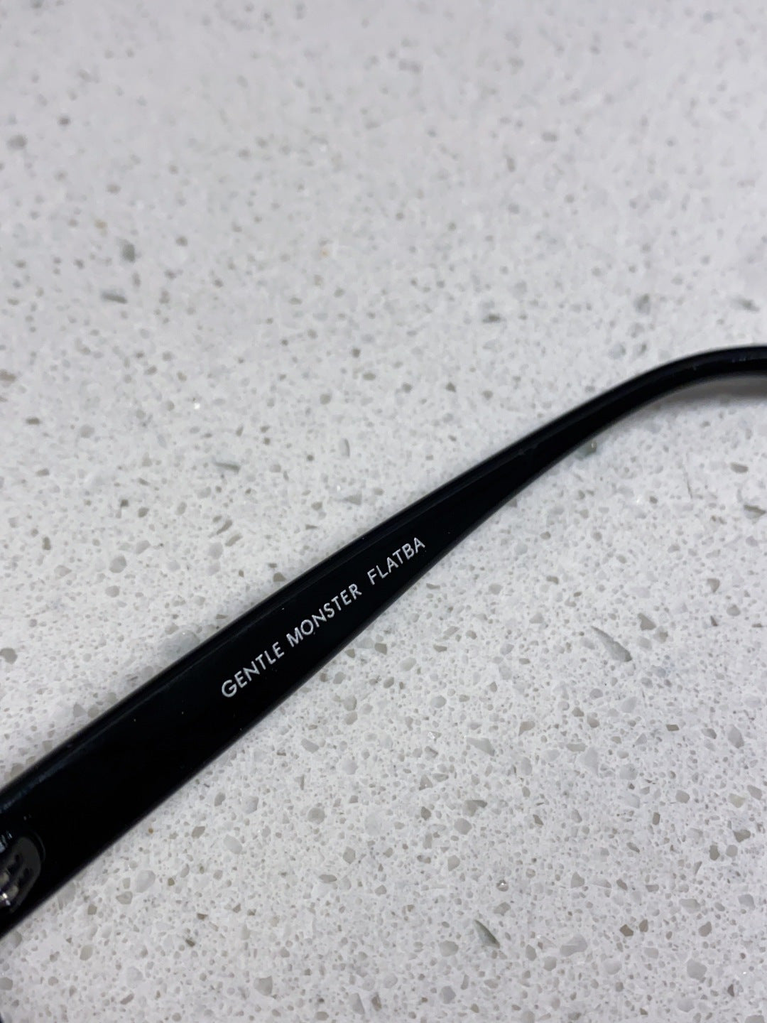 Gentle Monster TR1080 Polarized Cat-Eye Red Lens Sunglasses for Men & Women - detail image 8