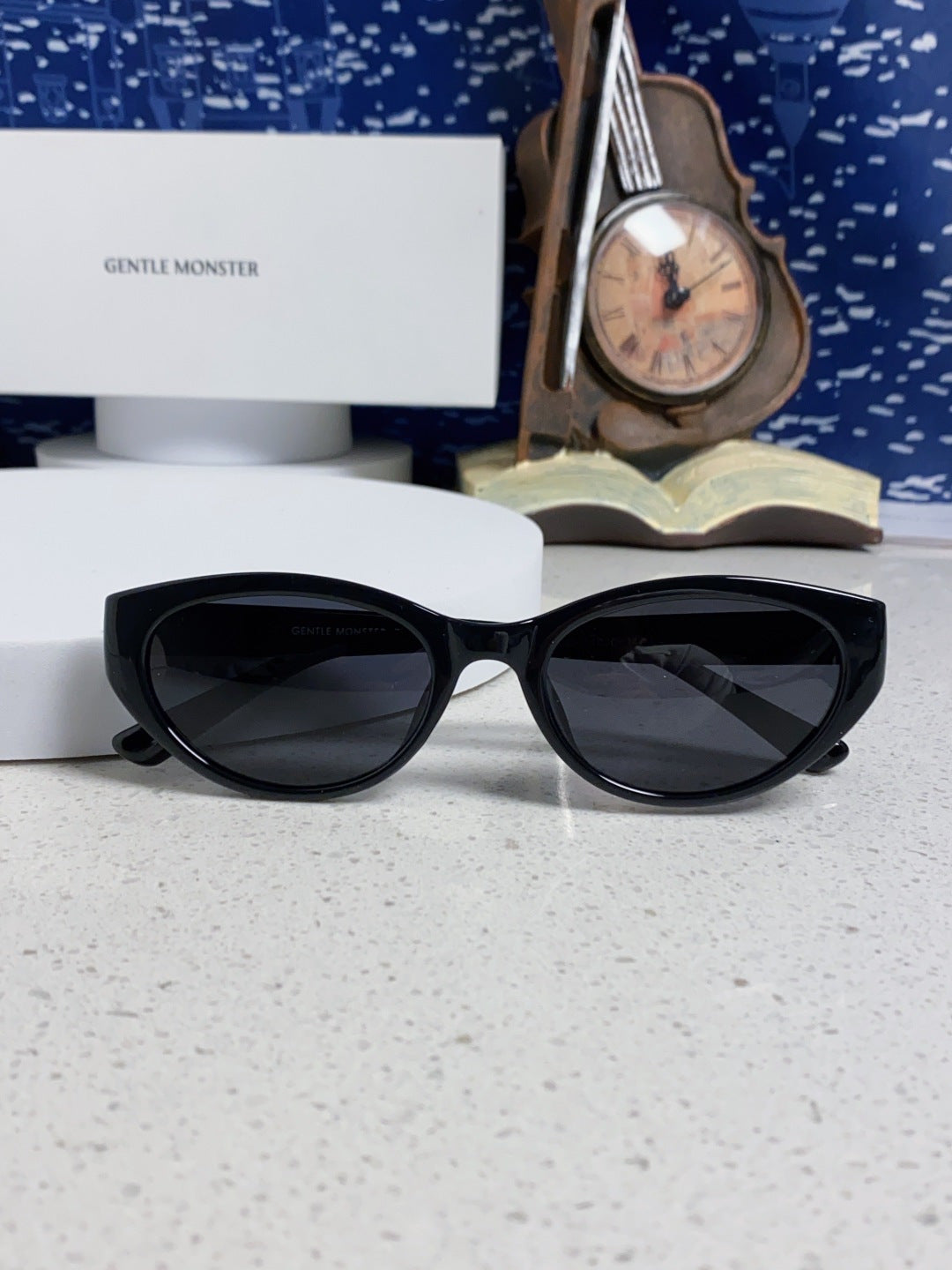 Gentle Monster TR1080 Polarized Cat-Eye Black Lens Sunglasses for Men - 358909 - detail image 9