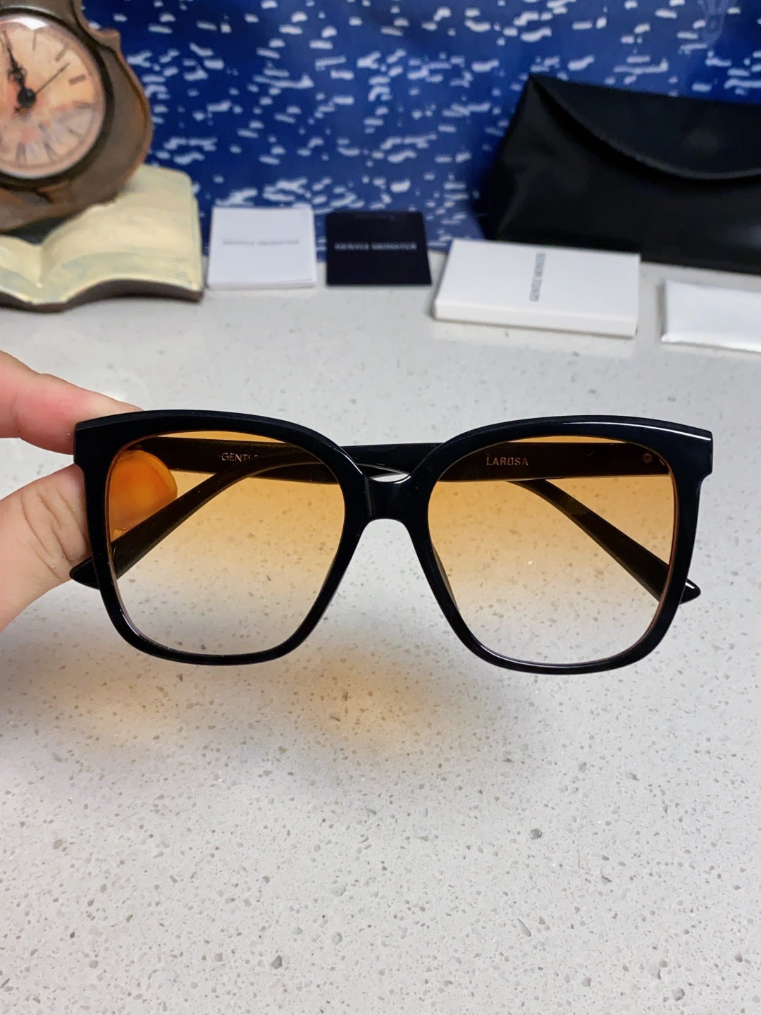 Gentle Monster LAROSA Square Black Lens Sunglasses for Men & Women - 488053 - detail image 5
