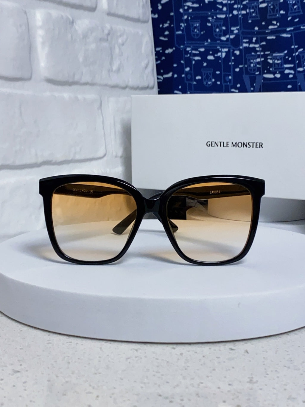Gentle Monster LAROSA Square Black Lens Sunglasses for Men & Women - 358881 - detail image 3