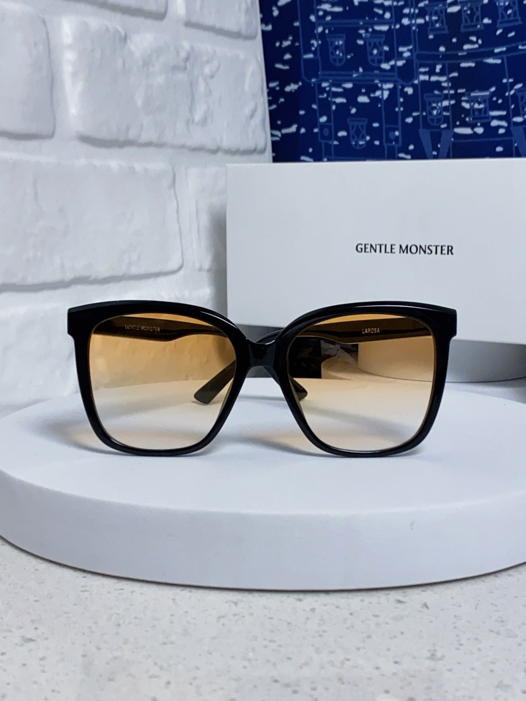 Gentle Monster LAROSA Square Black Lens Sunglasses for Men & Women - 358881 - detail image 3