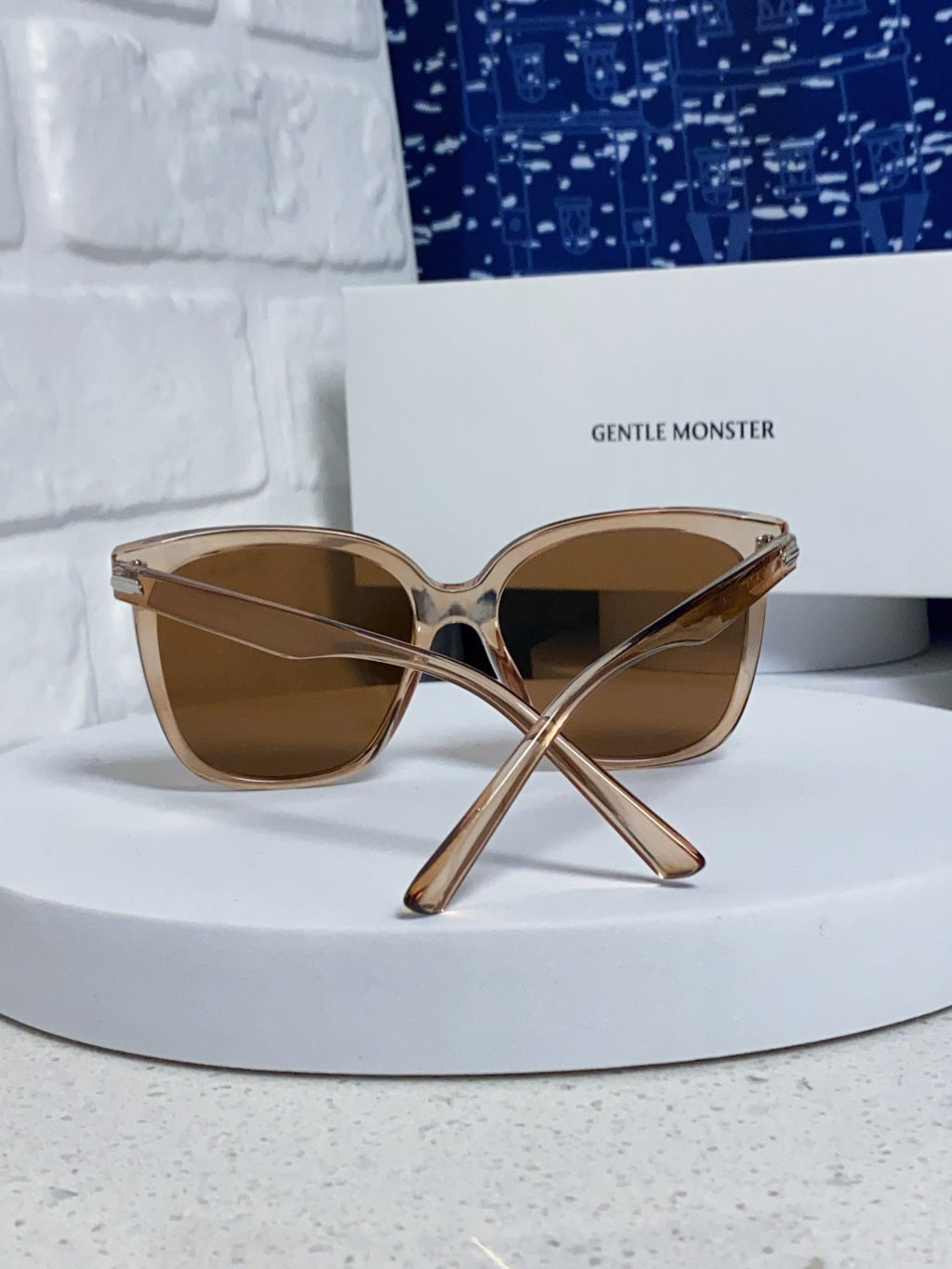 Gentle Monster LAROSA Square Brown Lens Sunglasses for Men & Women - detail image 3