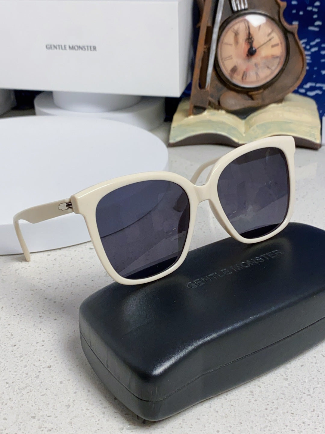 Gentle Monster LAROSA Square Blue Lens Sunglasses for Men & Women - 358884 - detail image 10
