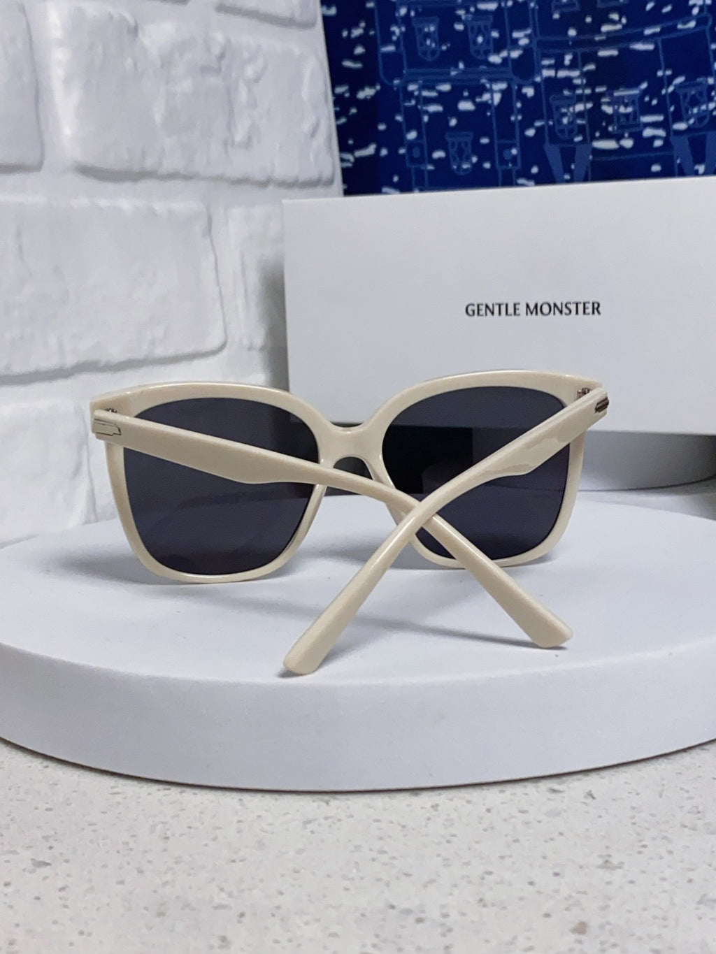 Gentle Monster LAROSA Square Blue Lens Sunglasses for Men & Women - 358884 - detail image 3