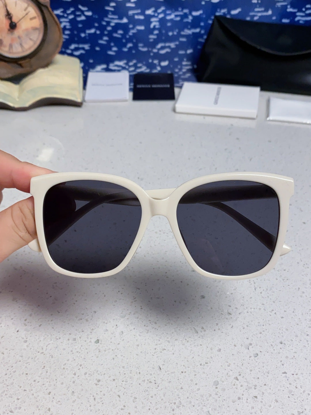 Gentle Monster LAROSA Square Blue Lens Sunglasses for Men & Women - 358884 - detail image 4