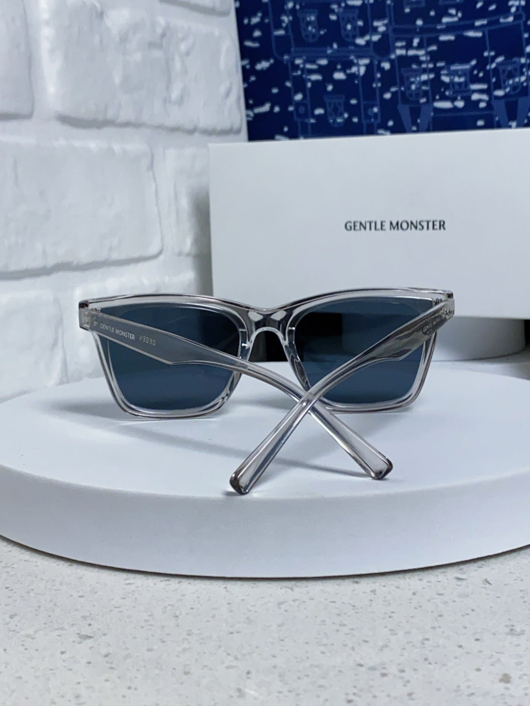 Gentle Monster GEGEN Square Blue Lens Sunglasses for Men & Women - 466380 - detail image 3