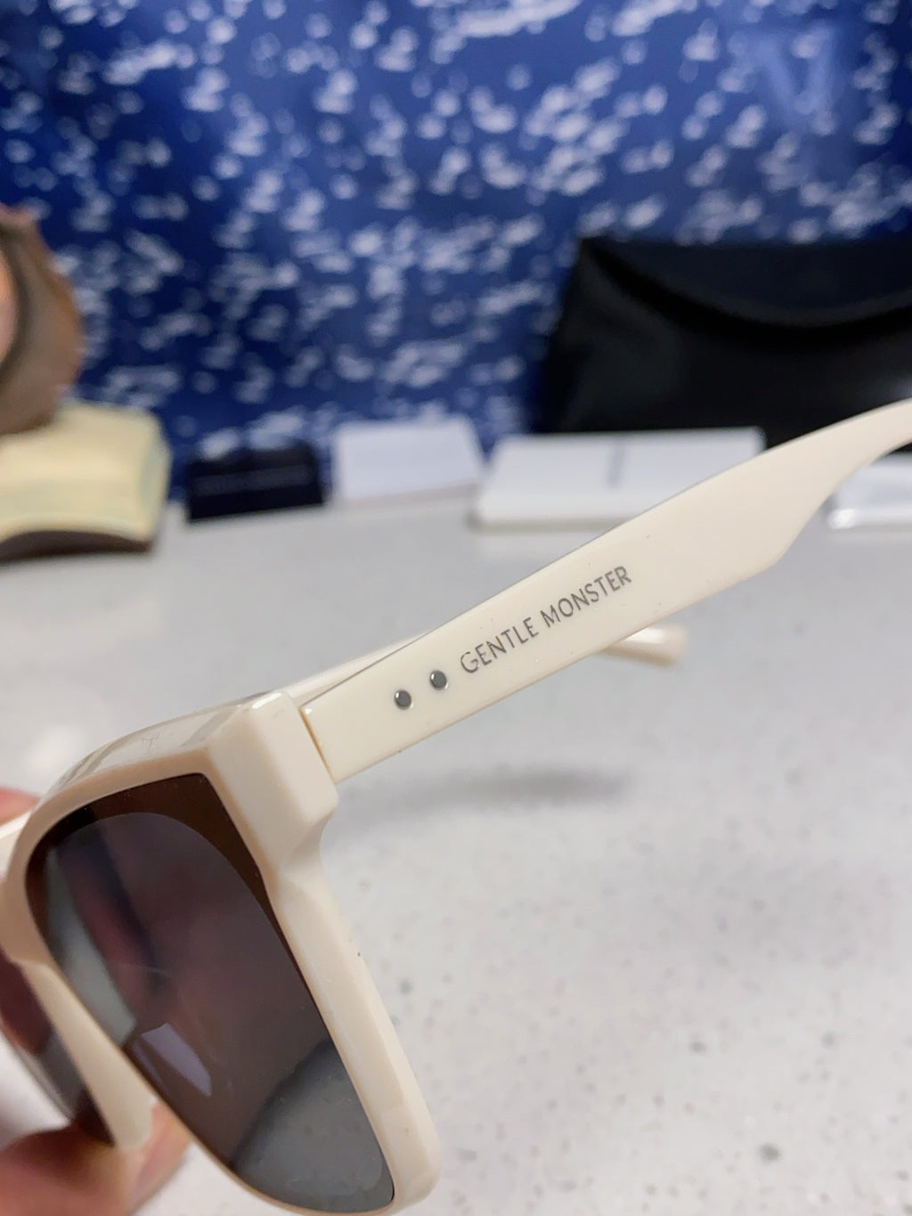 Gentle Monster GEGEN Square Blue Lens Sunglasses for Men & Women - detail image 7