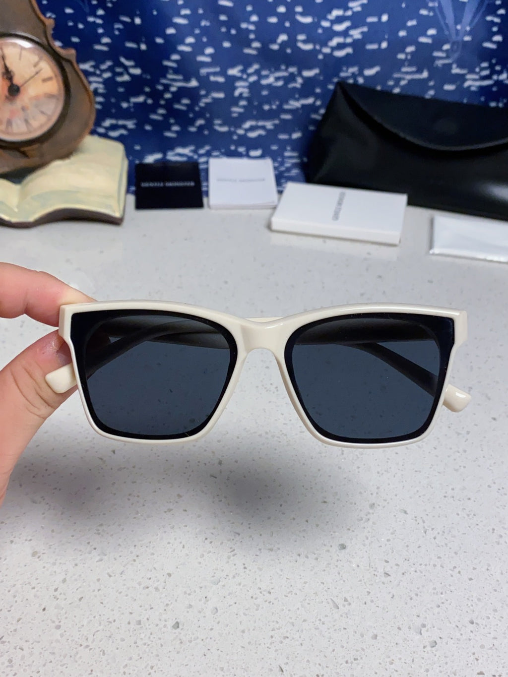 Gentle Monster GEGEN Square Blue Lens Sunglasses for Men & Women - detail image 4