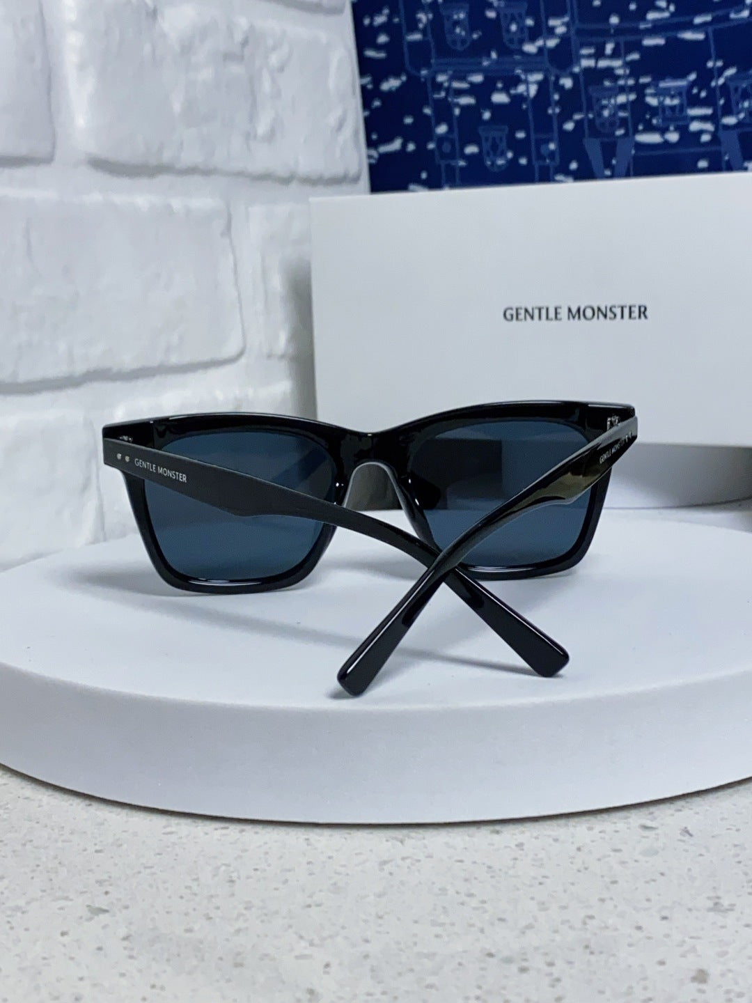 Gentle Monster GEGEN Square Black Lens Sunglasses for Men & Women - detail image 3