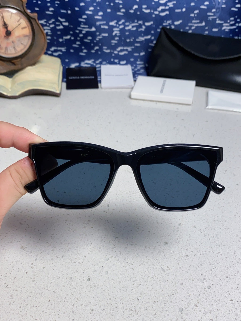 Gentle Monster GEGEN Square Black Lens Sunglasses for Men & Women - detail image 4