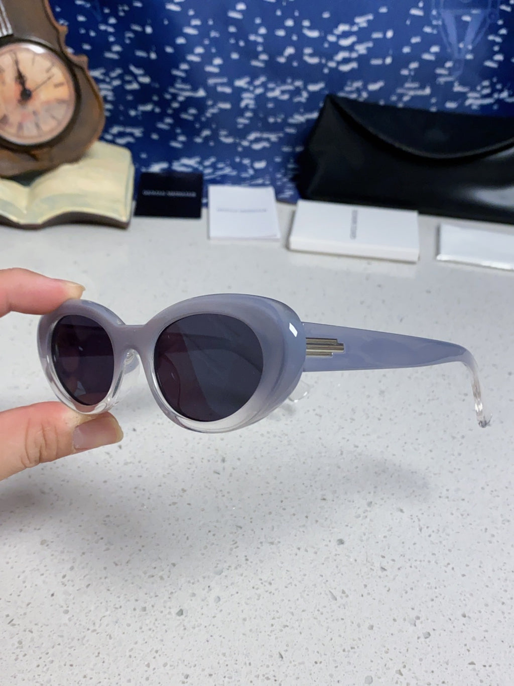 Gentle Monster Polarized Oval Silver Lens Sunglasses for Men - 466385 - detail image 6