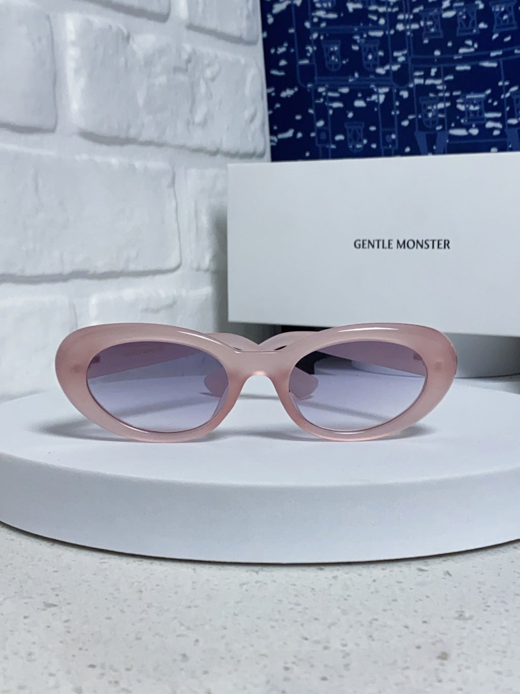 Gentle Monster Polarized Oval Silver Lens Sunglasses for Men - 466386 - detail image 2