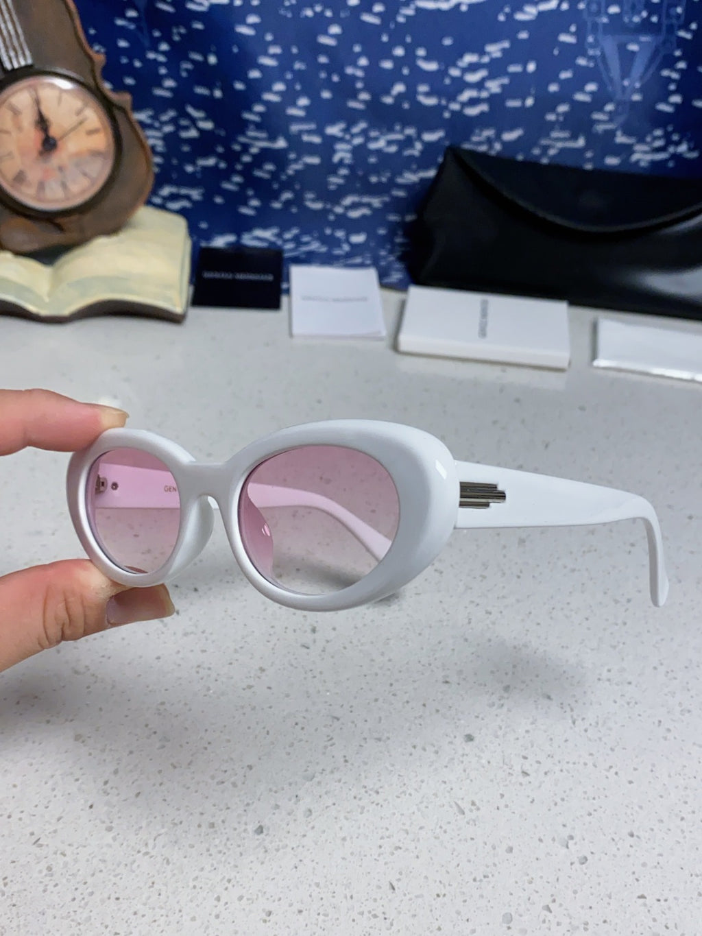 Gentle Monster Polarized Oval Silver Lens Sunglasses for Men - detail image 6