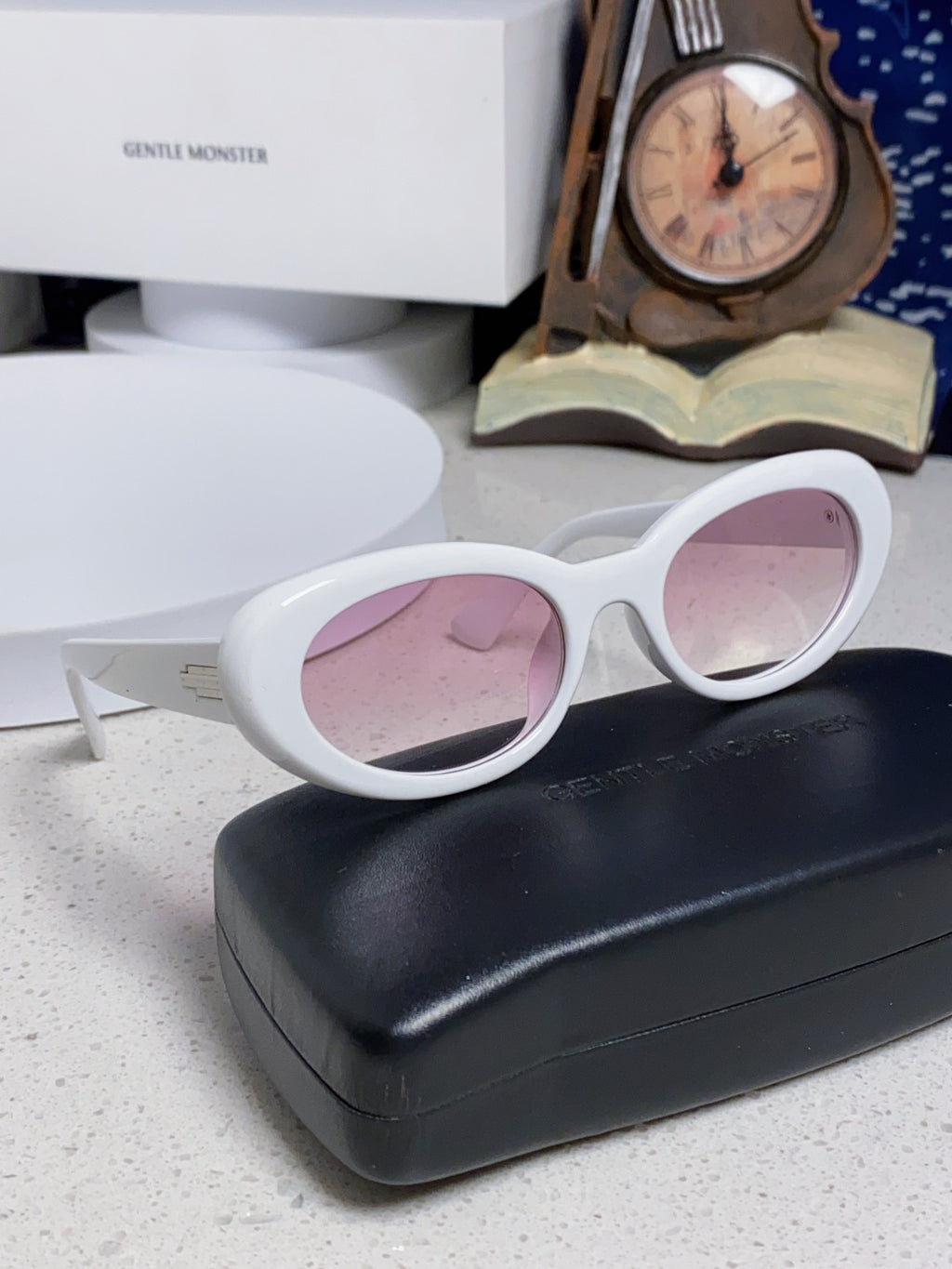 Gentle Monster Polarized Oval Silver Lens Sunglasses for Men - detail image 9
