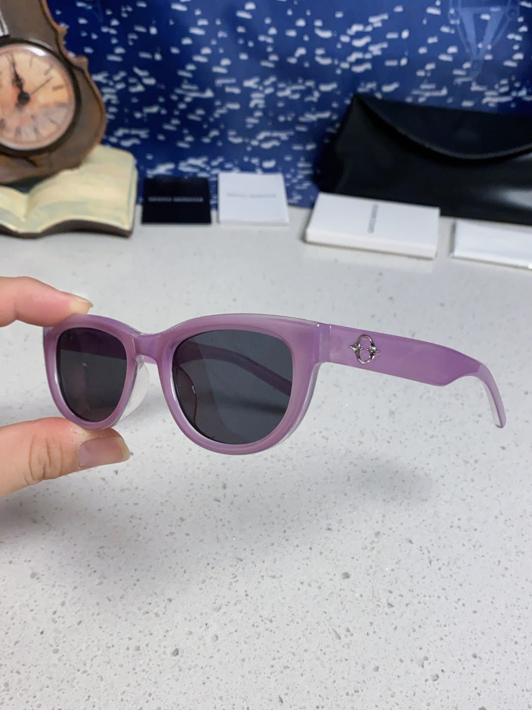 Gentle Monster MONOCHROME Round Blue Lens Sunglasses for Women - 399399 - detail image 5