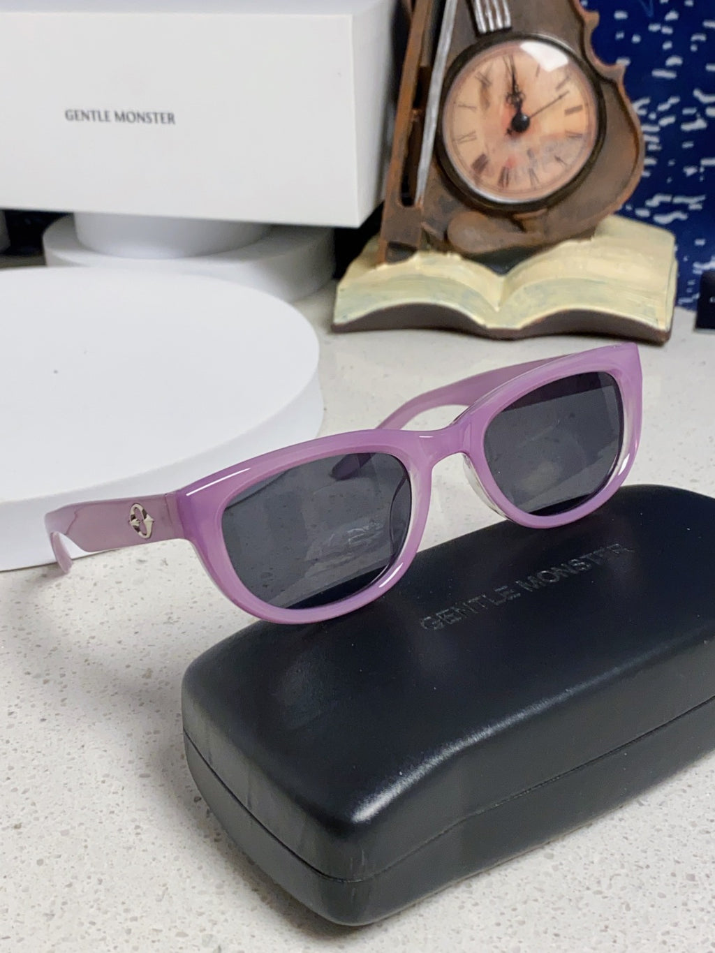 Gentle Monster MONOCHROME Round Blue Lens Sunglasses for Women - 399399 - detail image 9
