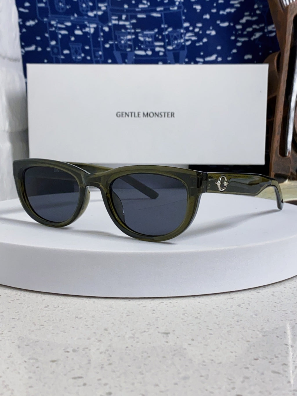 Gentle Monster MONOCHROME Round Black Lens Sunglasses for Women