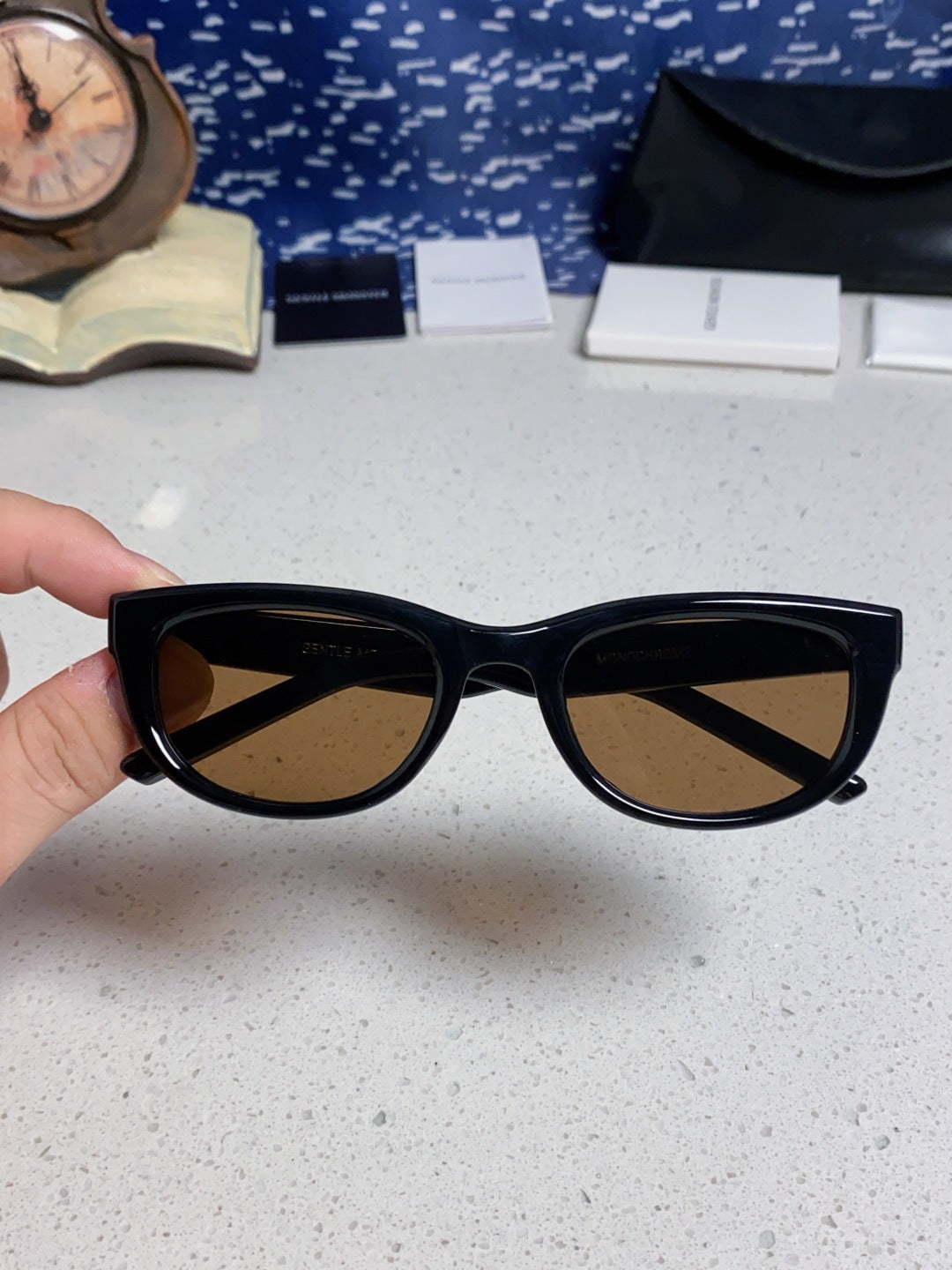 Gentle Monster MONOCHROME Round Brown Lens Sunglasses for Women - detail image 4