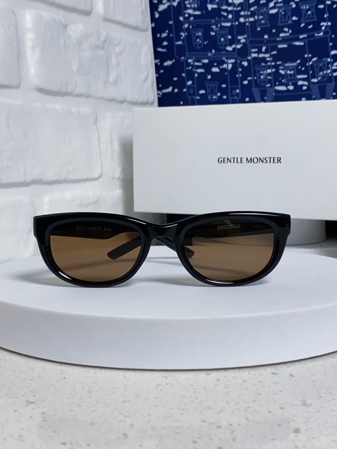 Gentle Monster MONOCHROME Round Brown Lens Sunglasses for Women - detail image 2