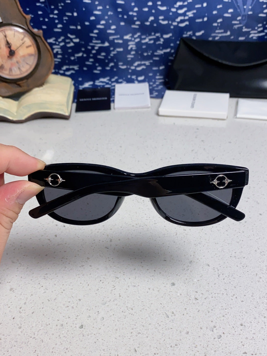 Gentle Monster MONOCHROME Round Red Lens Sunglasses for Women - 158666 - detail image 5