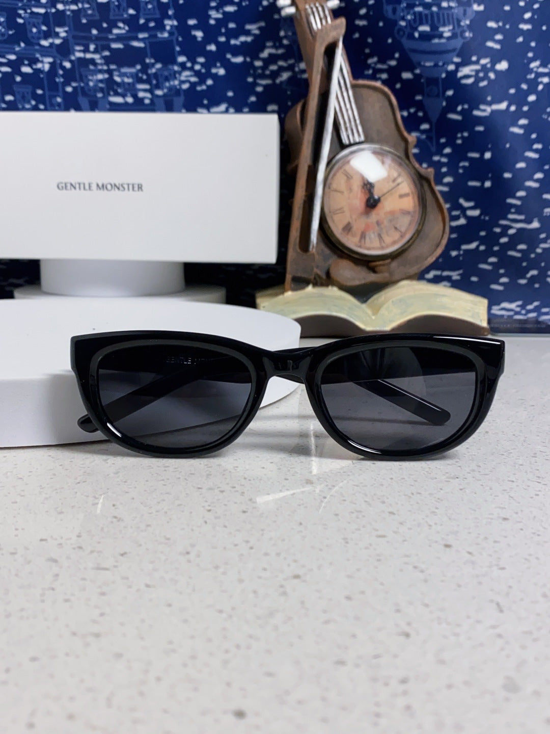 Gentle Monster MONOCHROME Round Red Lens Sunglasses for Women - 158666 - detail image 9