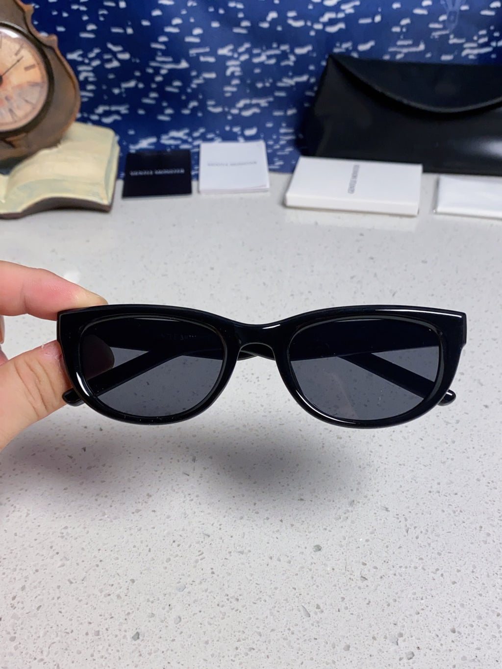 Gentle Monster MONOCHROME Round Red Lens Sunglasses for Women - 158666 - detail image 4