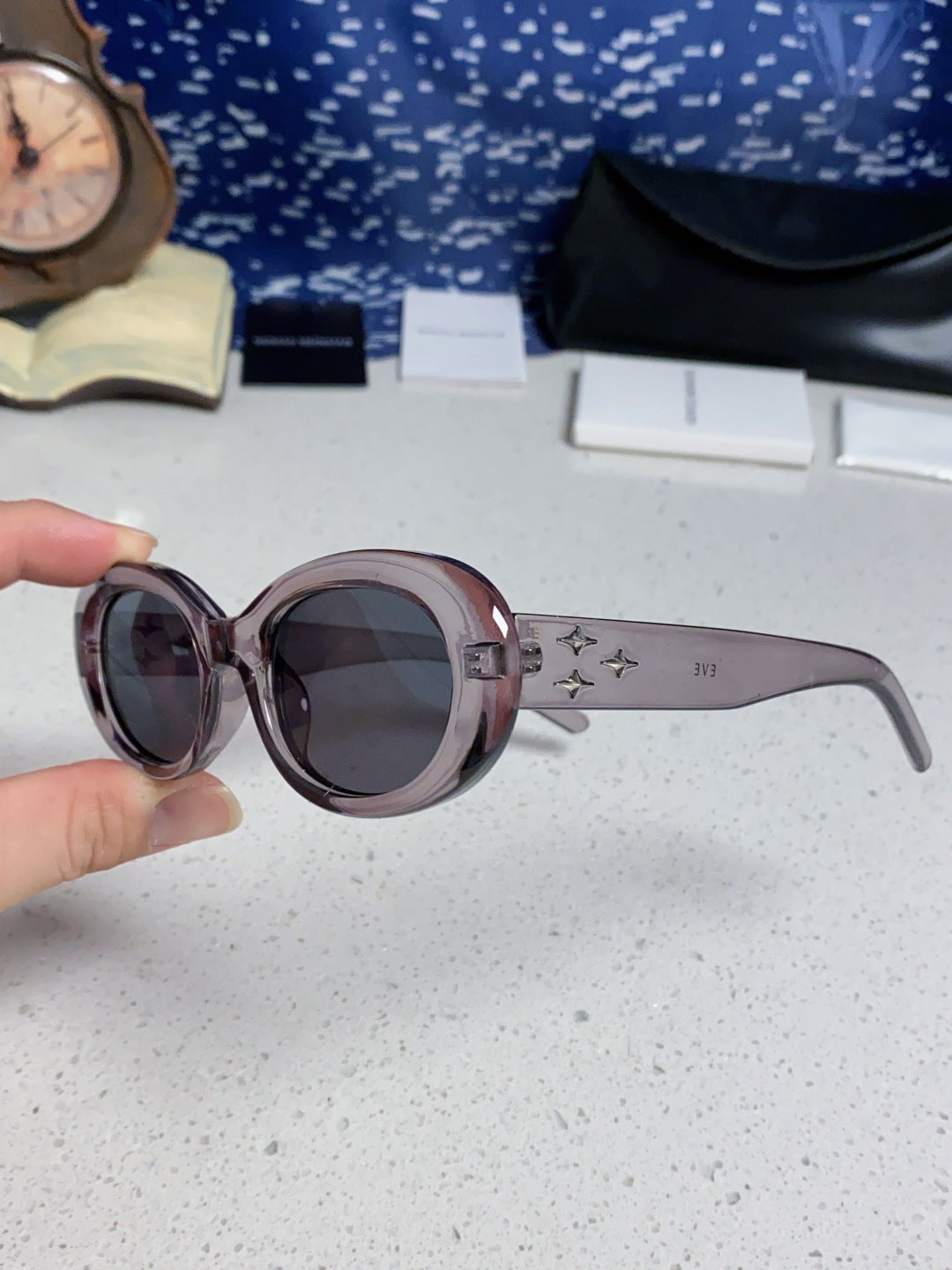 Gentle Monster EVE Polarized Cat-Eye Silver Lens Sunglasses for Men & Women - detail image 6