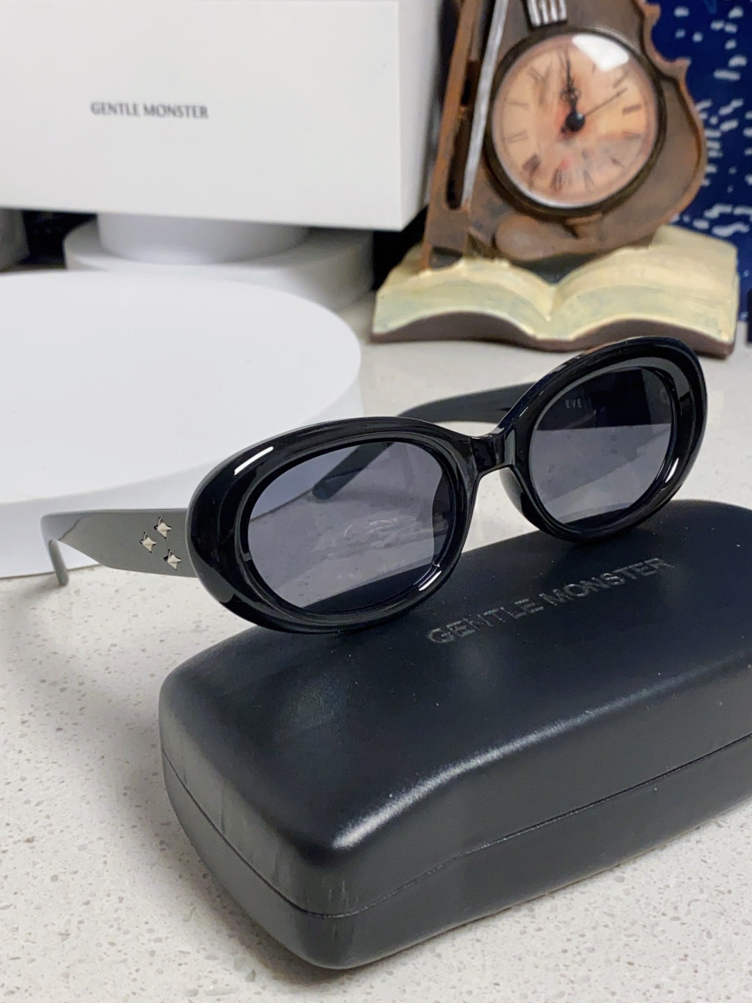 Gentle Monster EVE Polarized Cat-Eye Blue Lens Sunglasses for Men & W - 399416 - detail image 10