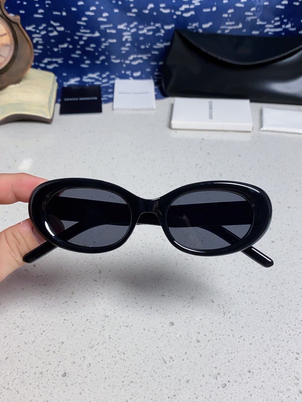 Gentle Monster EVE Polarized Cat-Eye Blue Lens Sunglasses for Men & Women - detail image 4
