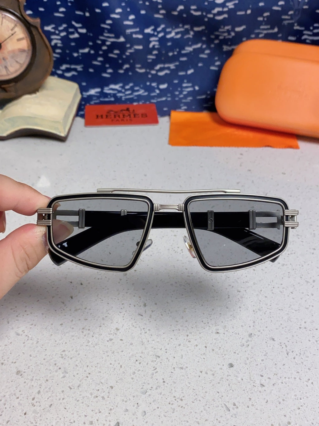 Hermès Fashion Silver Lens Sunglasses for Men & Women - 867266 - detail image 3