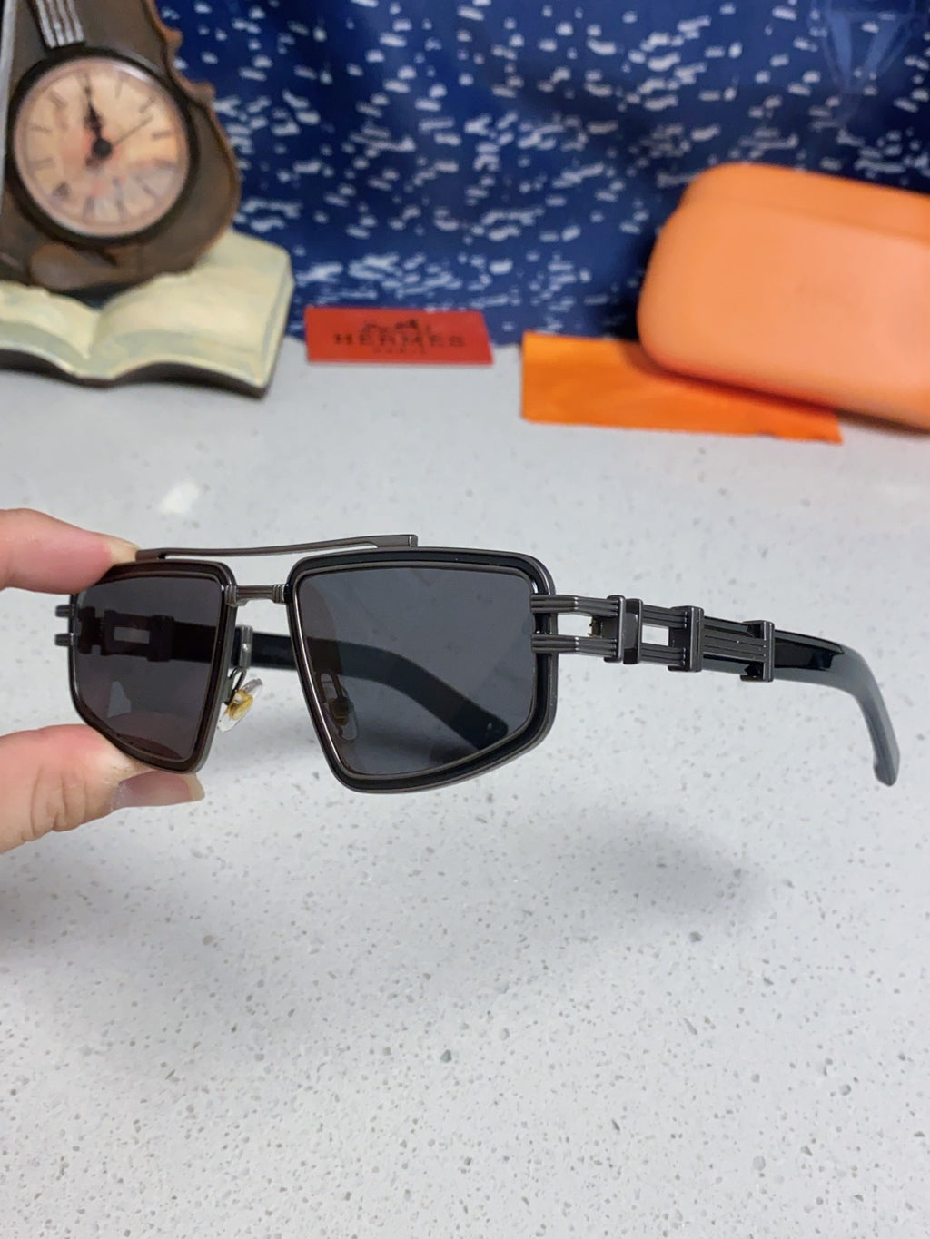Hermès Fashion Gray Lens Sunglasses for Men & Women - detail image 6