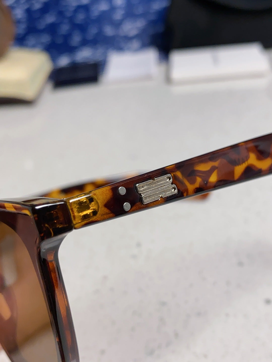 Gentle Monster TAM Polarized Fashion Brown Lens Sunglasses for Men - detail image 7