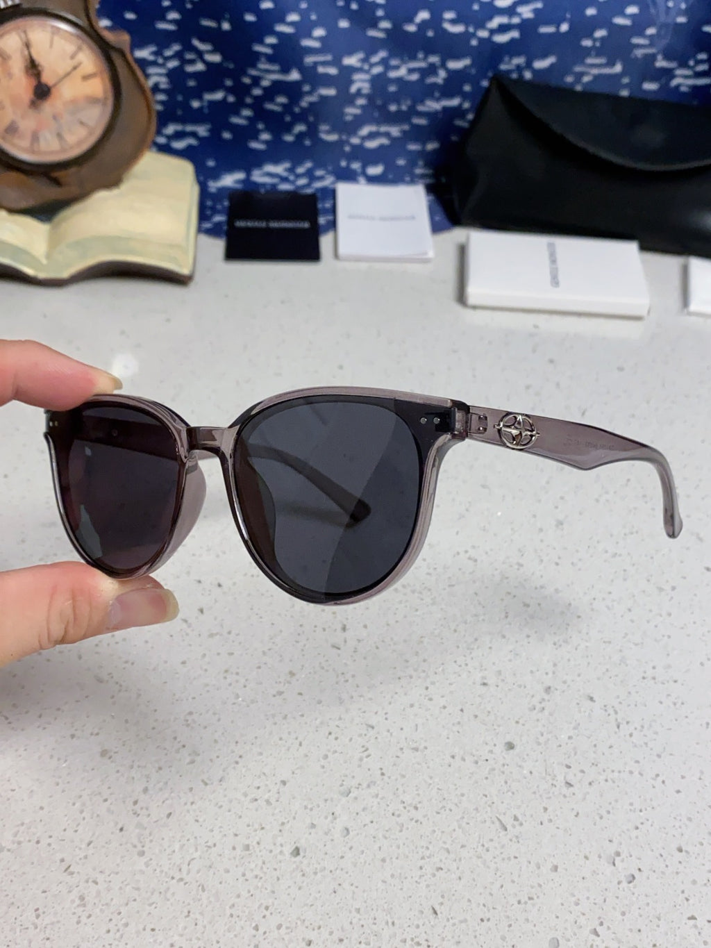 Gentle Monster TR1091 Round Black Lens Sunglasses for Men & Women - 416485 - detail image 6