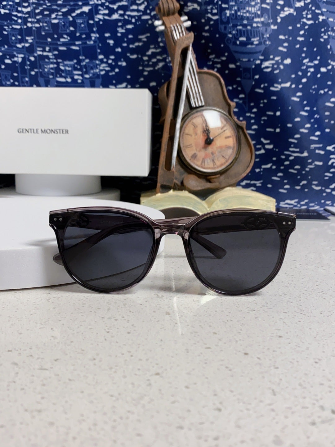 Gentle Monster TR1091 Round Black Lens Sunglasses for Men & Women - 487984 - detail image 9