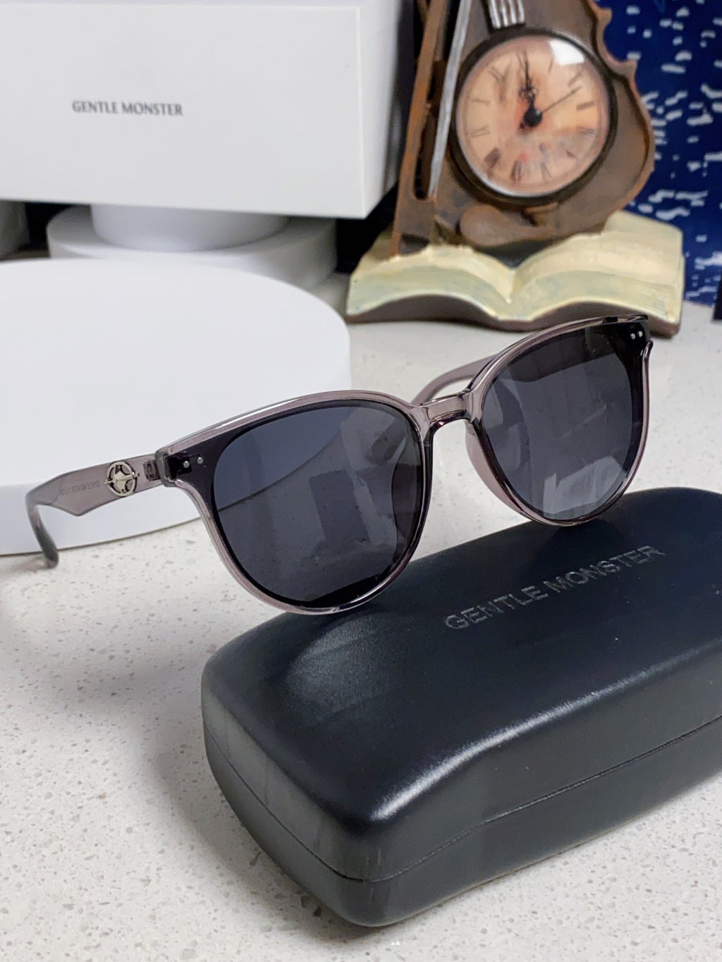 Gentle Monster TR1091 Round Black Lens Sunglasses for Men & Women - 416485 - detail image 10