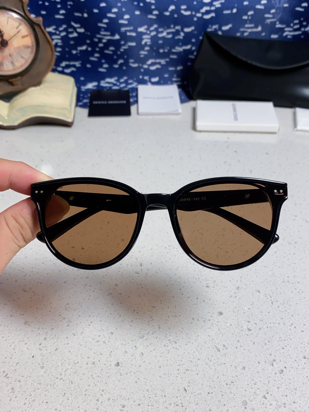 Gentle Monster TR1091 Round Brown Lens Sunglasses for Men & Women - detail image 4