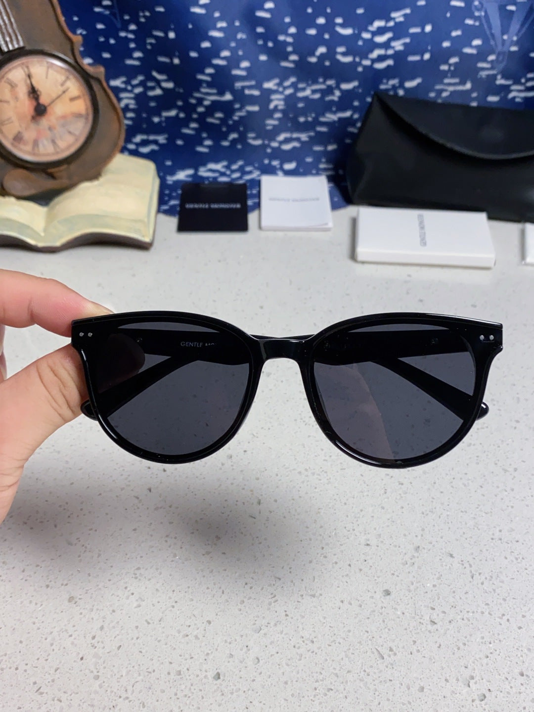 Gentle Monster TR1091 Round Black Lens Sunglasses for Men & Women - 487986 - detail image 4