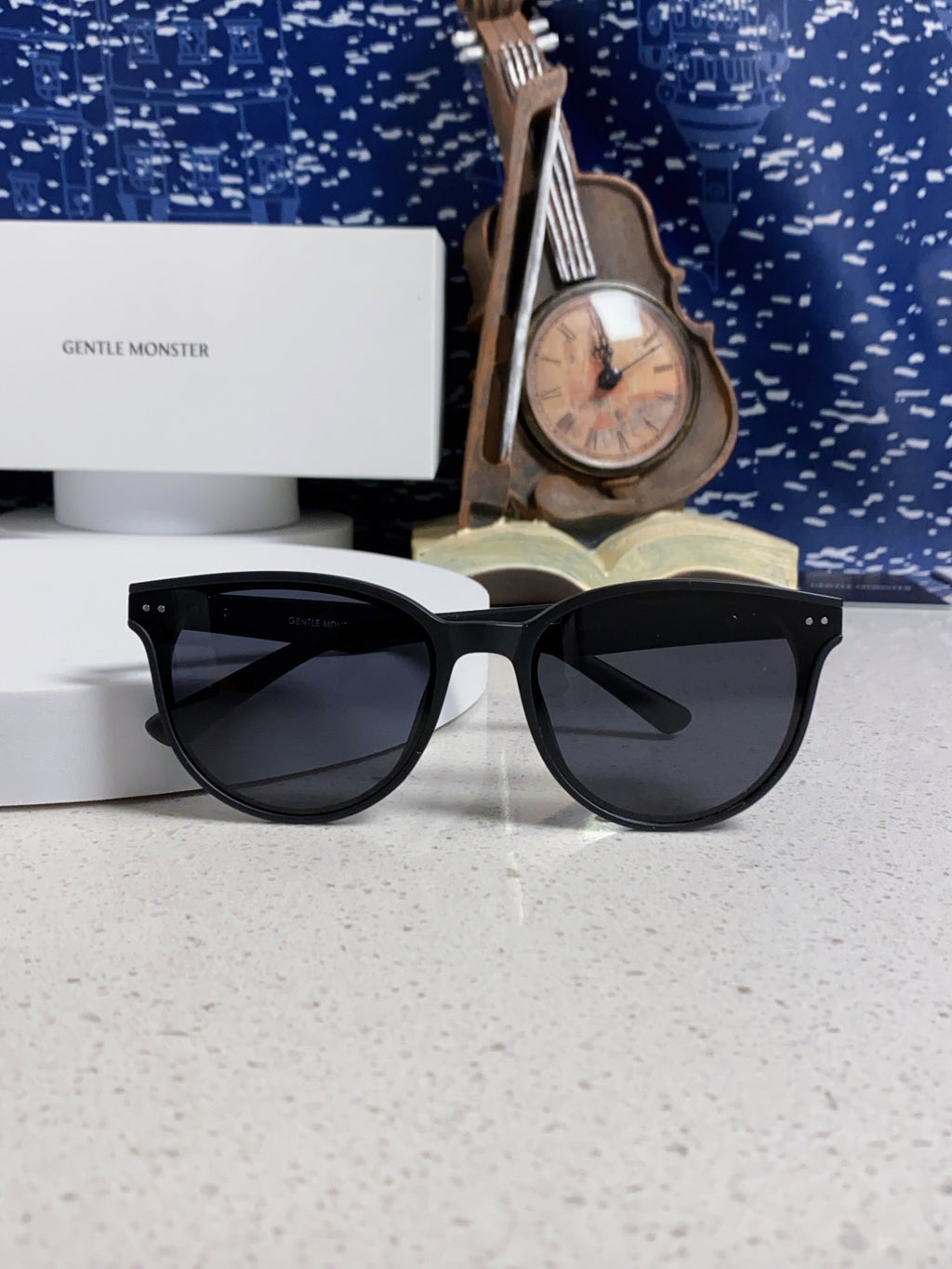 Gentle Monster TR1091 Round Black Lens Sunglasses for Men & Women - detail image 9