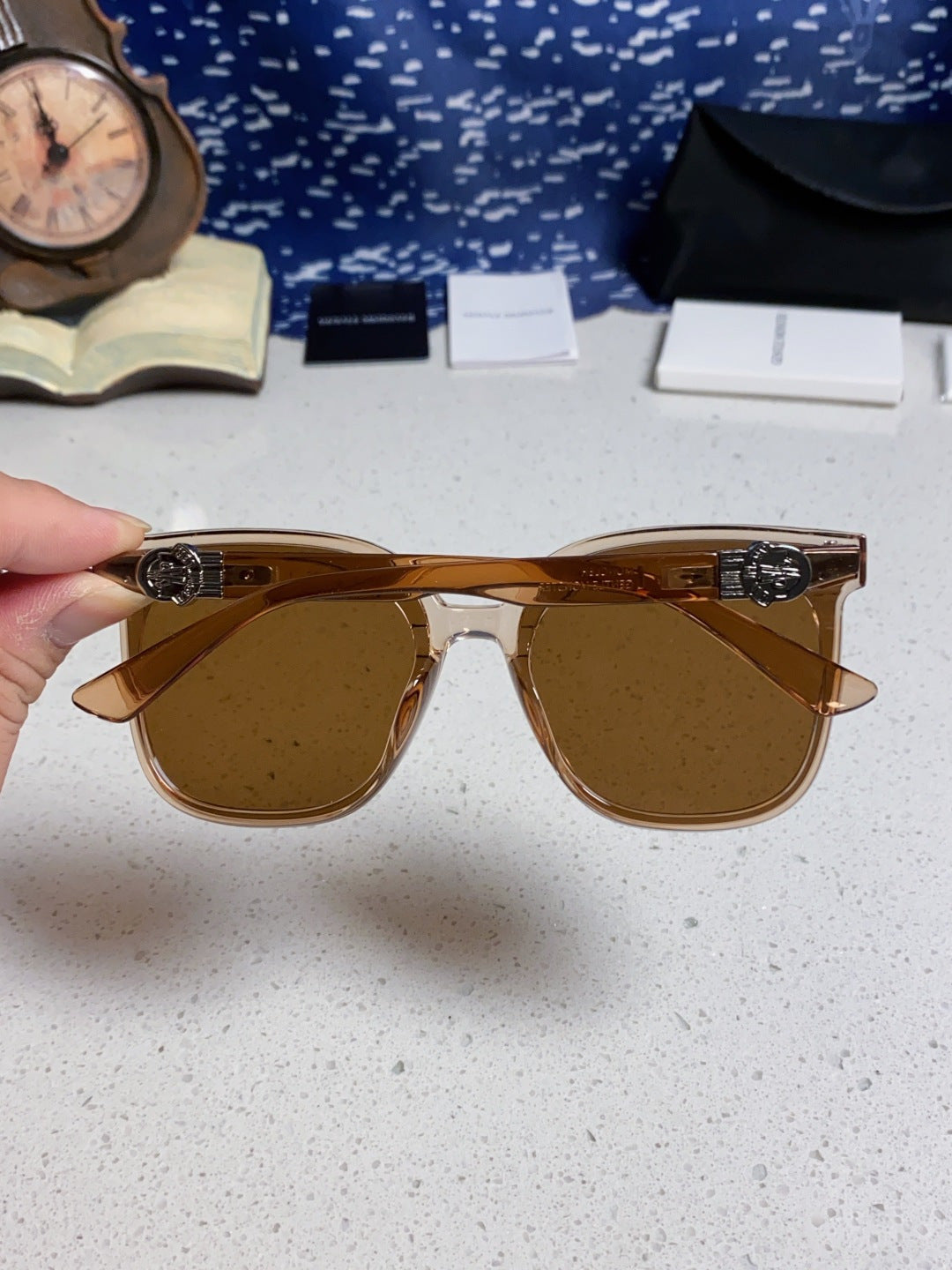 Gentle Monster SWIPE4 Square Brown Lens Sunglasses for Men & Women - 416491 - detail image 5