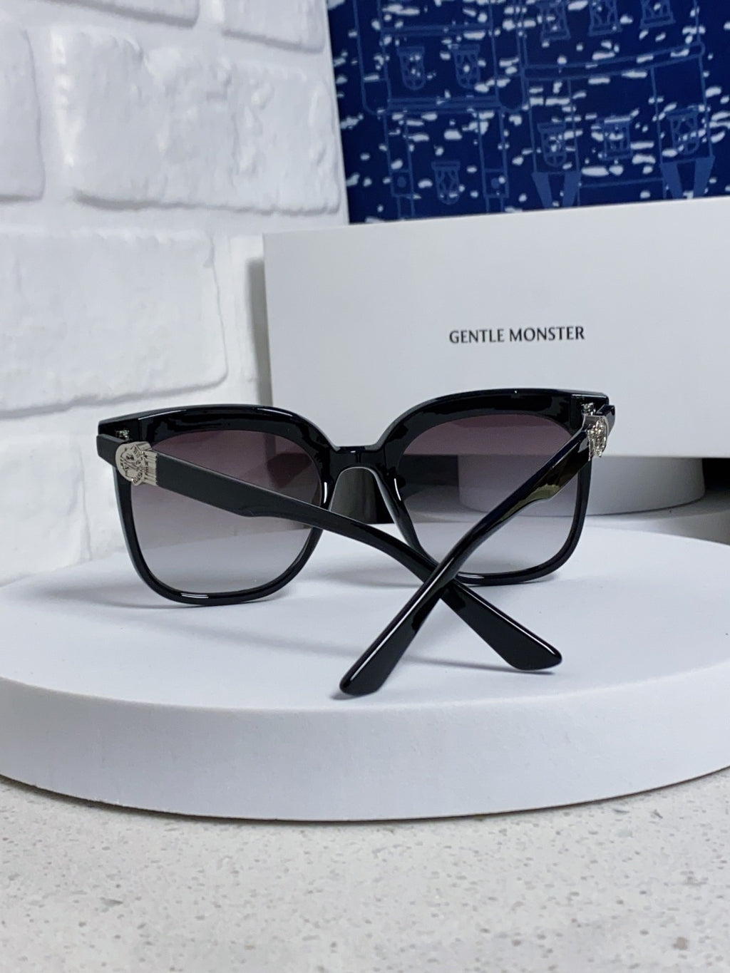 Gentle Monster SWIPE4 Square Gray Lens Sunglasses for Men & Women - 416493 - detail image 3