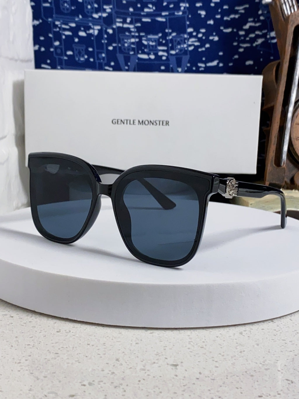 Gentle Monster SWIPE4 Square Black Lens Sunglasses for Men & Women - 416494