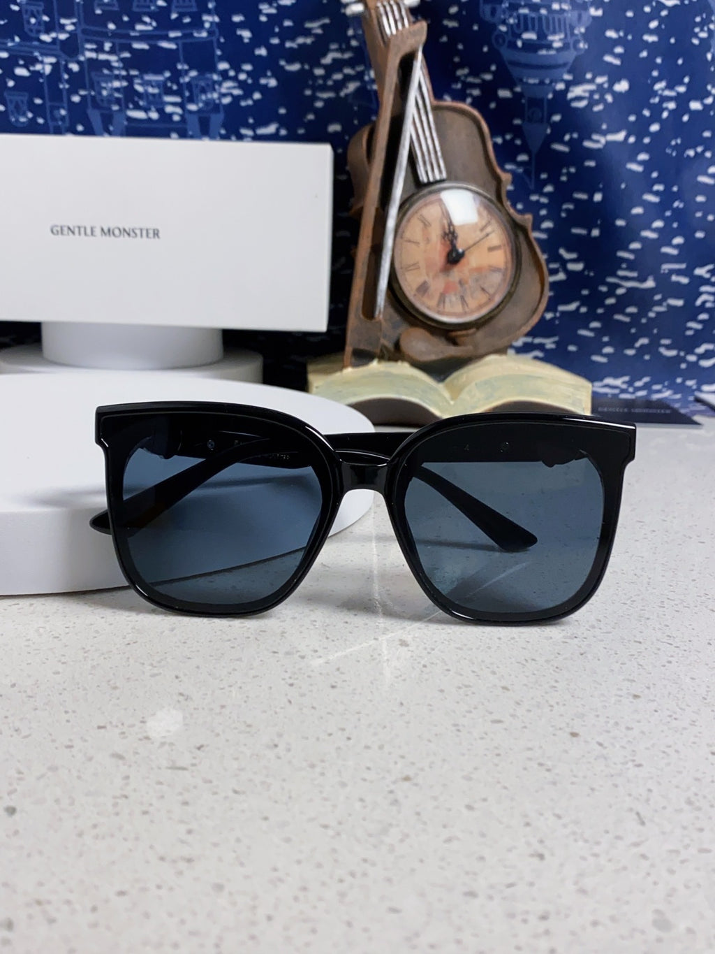 Gentle Monster SWIPE4 Square Black Lens Sunglasses for Men & Women - detail image 9