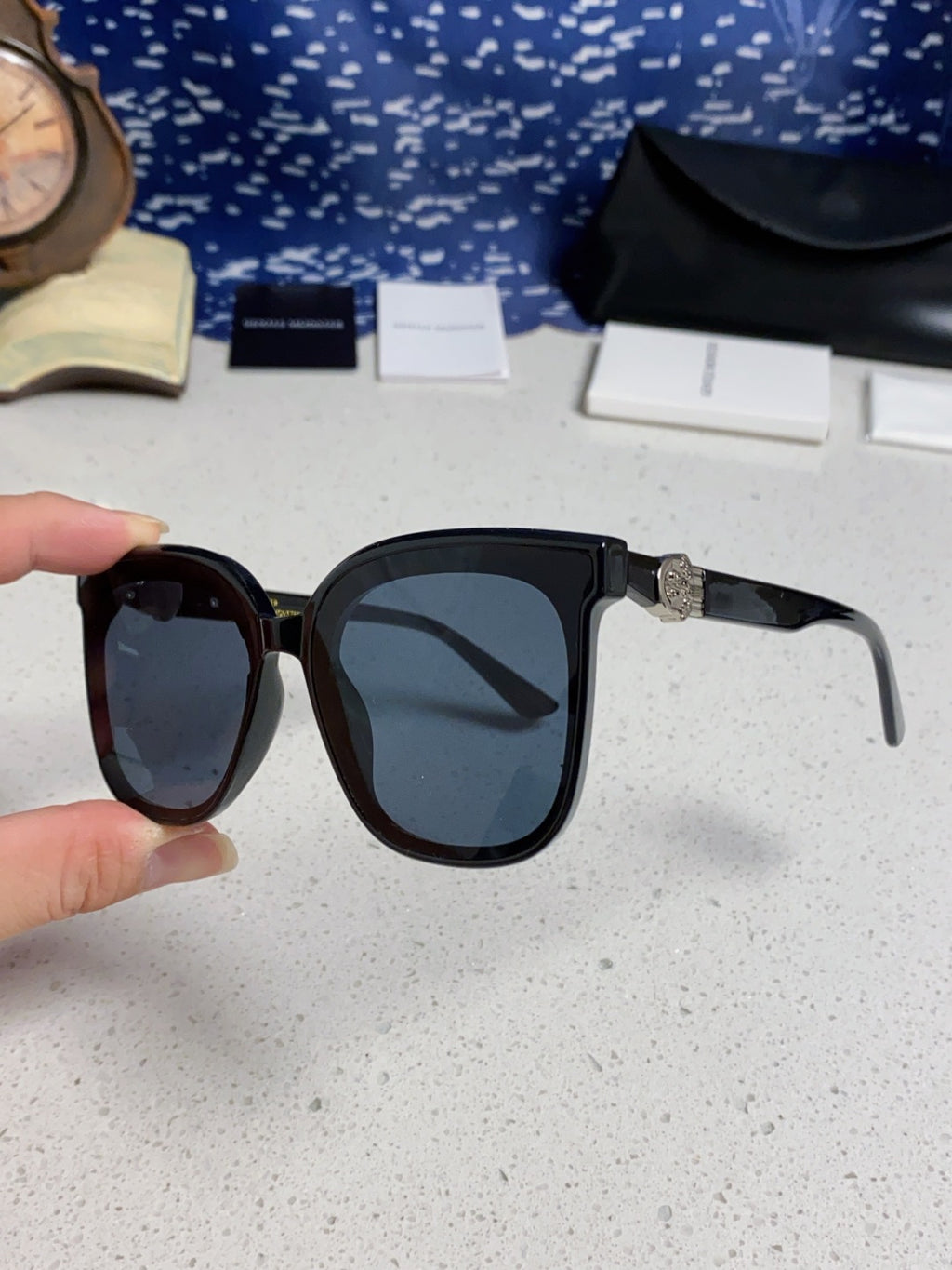 Gentle Monster SWIPE4 Square Black Lens Sunglasses for Men & Women - detail image 6