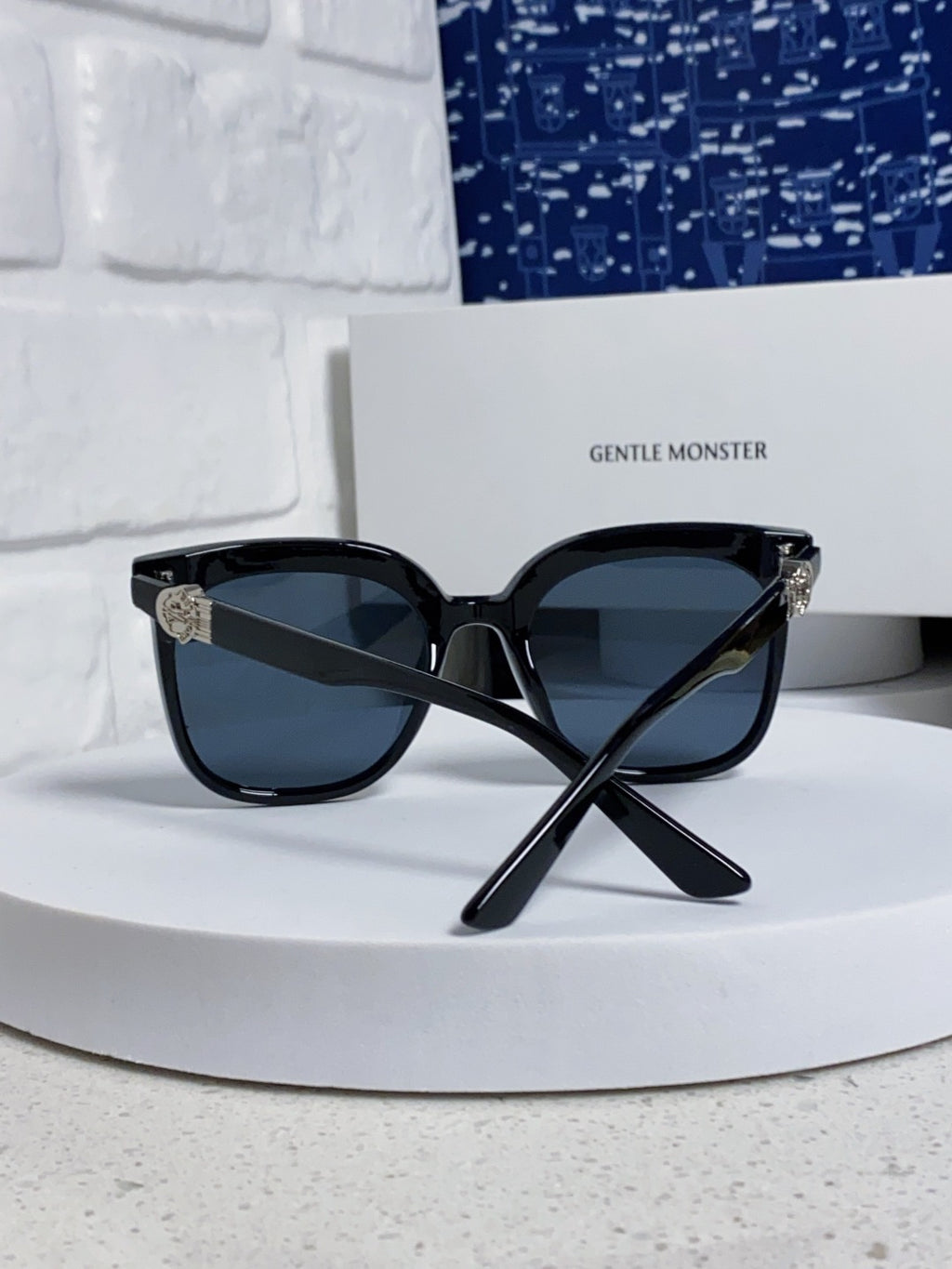 Gentle Monster SWIPE4 Square Black Lens Sunglasses for Men & Women - 416494 - detail image 3