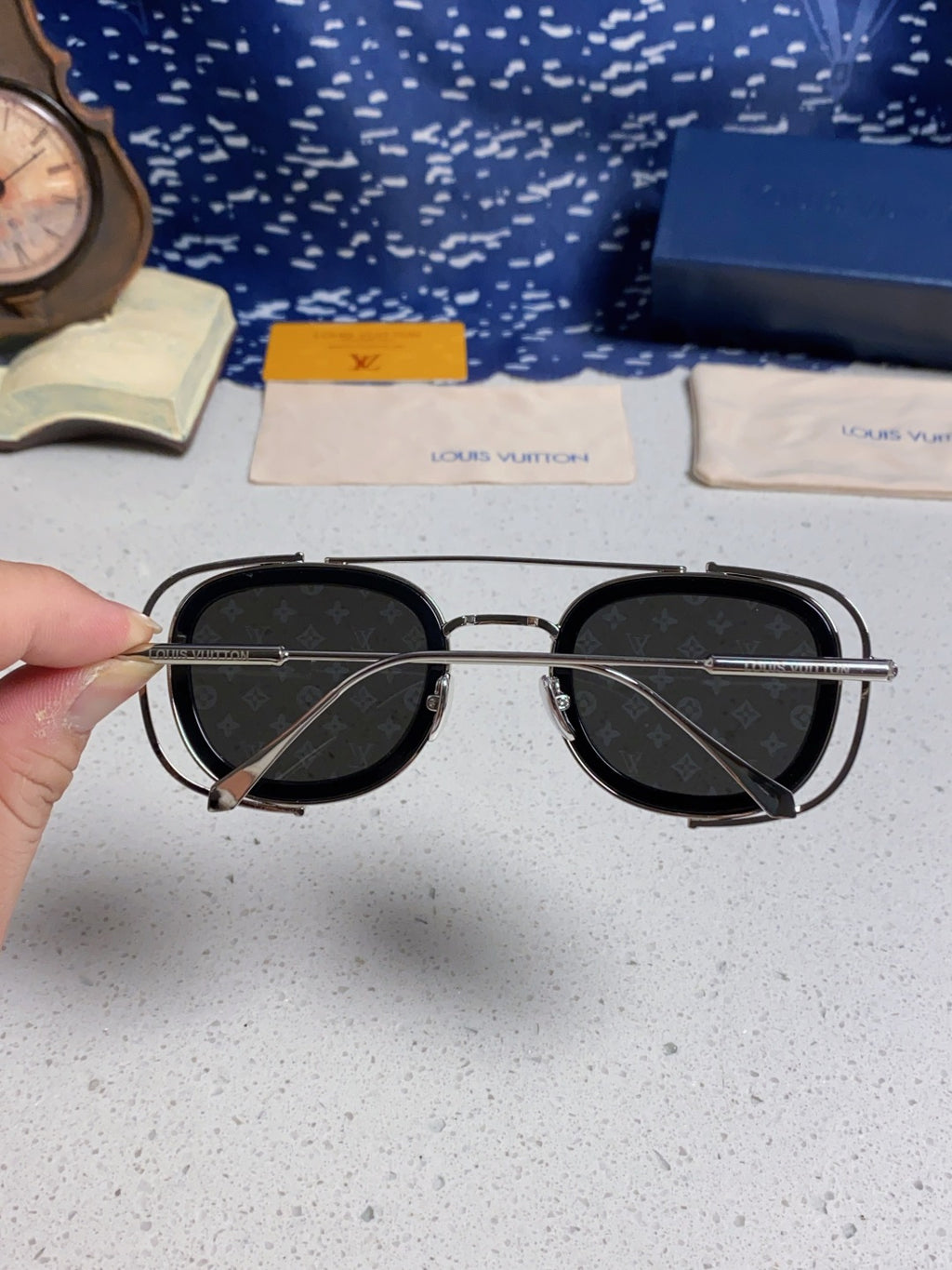 Louis Vuitton Round Gray Lens Sunglasses for Men & Women - detail image 5