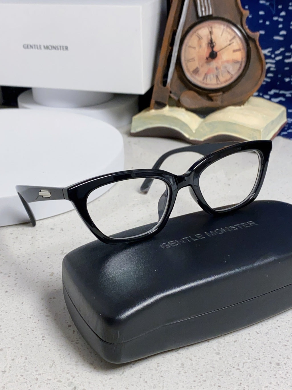 Gentle Monster LOTI Blue-Light Cat-Eye Silver Lens Sunglasses for Men - 488011 - detail image 10