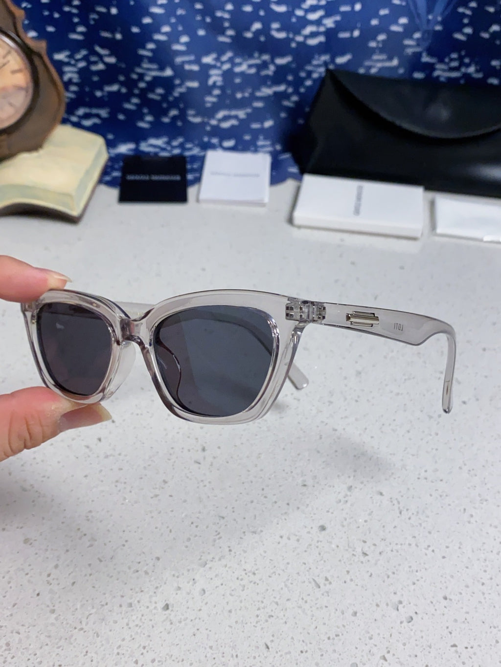 Gentle Monster LOTI Blue-Light Cat-Eye Silver Lens Sunglasses for Men - 488012 - detail image 6