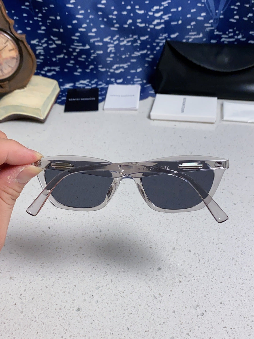 Gentle Monster LOTI Blue-Light Cat-Eye Silver Lens Sunglasses for Men - 432921 - detail image 5